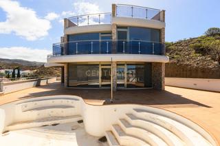 Chalet  Avenida lechugal, 50, mogán, spain 1. Exclusiva villa en venta en tauro!