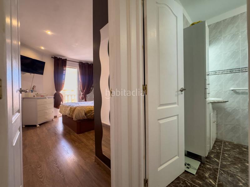 Foto 5b2e9d8c-e084-4592-83c8-5c22fa9ea4f4. Casa adossada amb aparcament a Arico