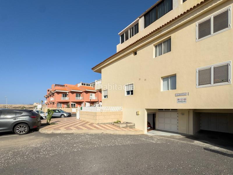 Foto 8f66eb42-2b4f-4d40-92da-cc2f58f9fa1b. Casa adossada amb aparcament a Arico