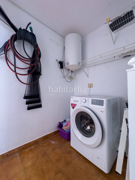 Foto c1c9ac18-a5bb-41d8-bfca-7e94a4f3228c. Casa adossada amb aparcament a Arico