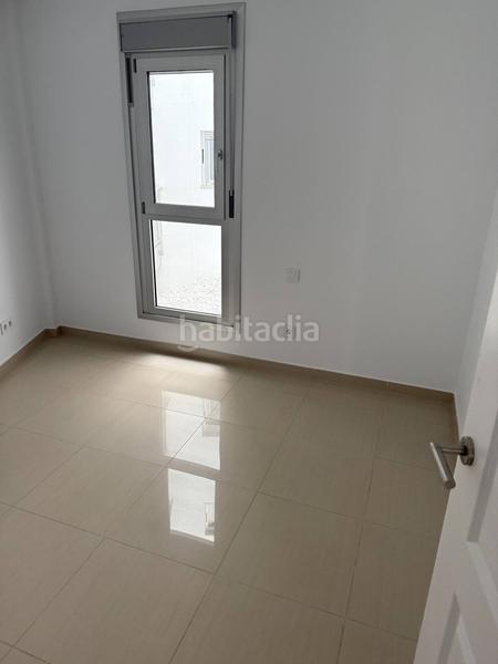 Foto 20383f8b-0b81-4872-9d17-5884bd5253e9. Piso en calle malvasia 8 venta piso en 7 palmas en Palmas de Gran Canaria (Las)