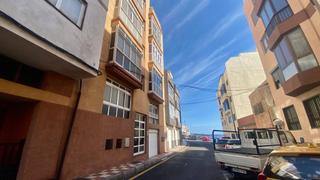 Etagenwohnung  Calle calle del marqués de santa cruz, 19. Amplio piso en el corazón del puertito de gímar