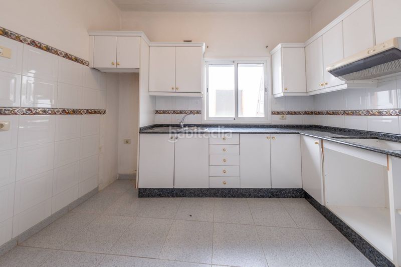 Foto 4a4913e1-db94-4ae5-b417-55238bda3205. Casa amb aparcament a Ingenio pueblo Ingenio