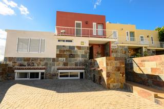House  Calle pilar lorengar. Vivienda unifamiliar en san fernando de maspalomas