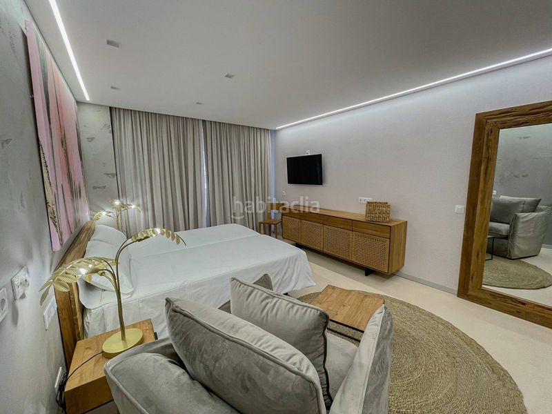 Foto 79558a78-a79c-4427-a9e1-9f914391f0e8. Edifici a calle rosarito 3 a Isleta Palmas de Gran Canaria (Las)