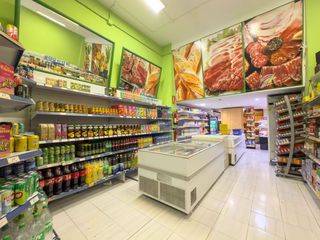 Traspàs Local Comercial  Calle calle noruega. Traspaso de supermercado en los cristianosarona