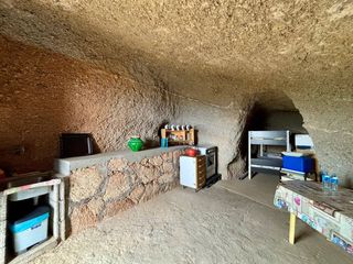 Rural plot in Camino camino amea. Terreno rústico con dos cuevas, estaque y vistas únicas en el es