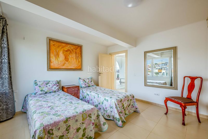 Foto be19bd9e-70f8-4eed-9a6a-cd622d3463c6. Xalet a calle becquer 25 a Playa del Hombre - Taliarte - Salinetas Telde