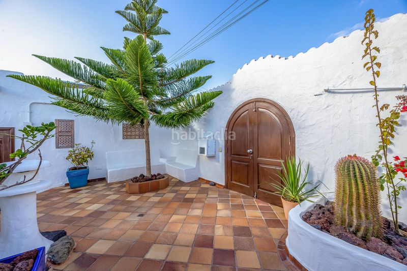 Foto f039c673-7467-4e35-ad91-996ccb967763. Xalet a calle becquer 25 a Playa del Hombre - Taliarte - Salinetas Telde