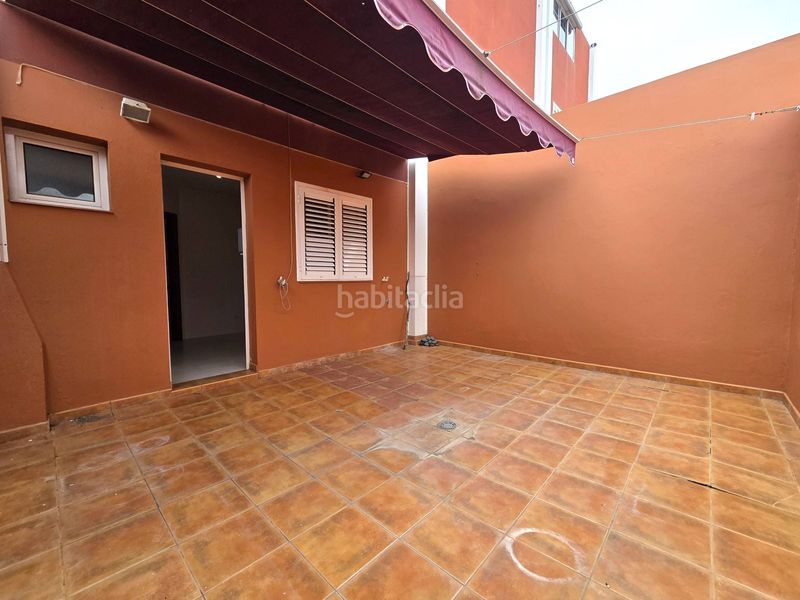 Foto 0ba2db0e-acaf-45cb-9b2d-1fc10613b204. Casa adossada amb aparcament a Los Portales - Visvique Arucas