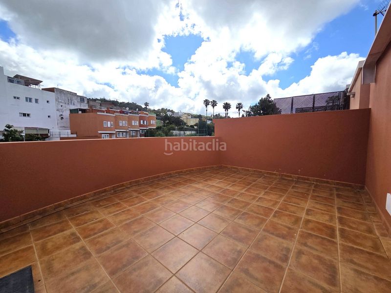Foto 22b857bc-3366-4617-81dd-e186546aa3c4. Casa adossada amb aparcament a Los Portales - Visvique Arucas