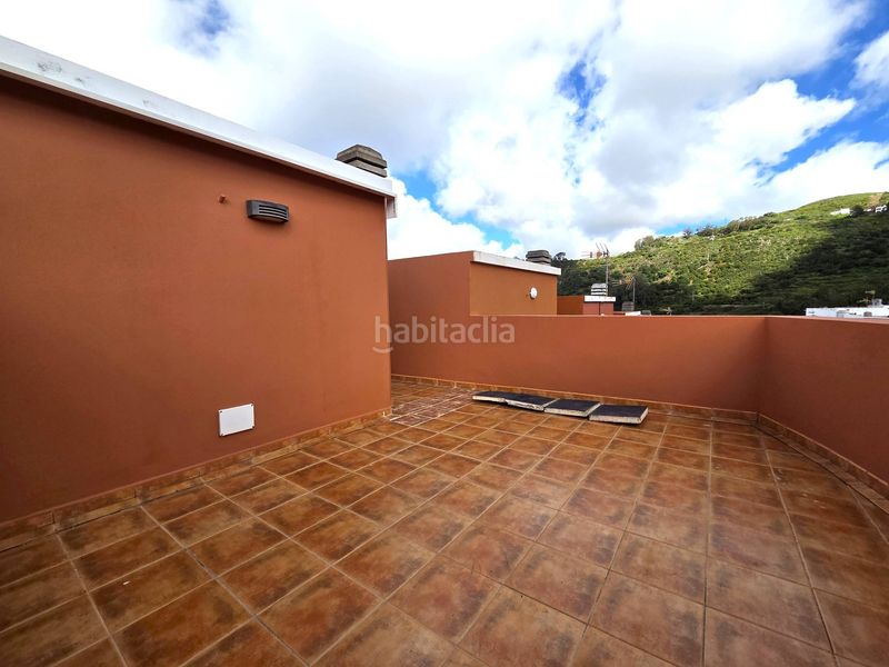 Foto 6c12499a-1166-43b9-aa0b-cff72941f5b4. Casa adossada amb aparcament a Los Portales - Visvique Arucas