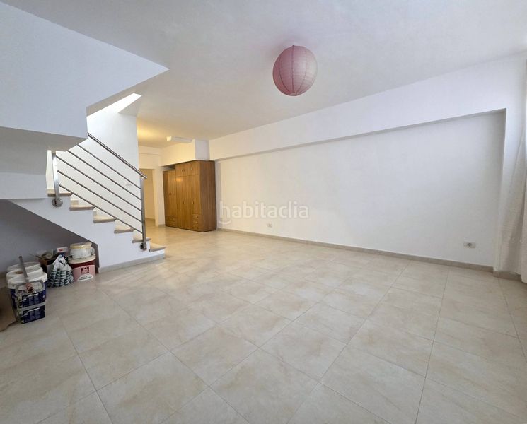 Foto a06ce65a-0a2d-4561-ab89-a014b07a7604. Casa adossada amb aparcament a Los Portales - Visvique Arucas