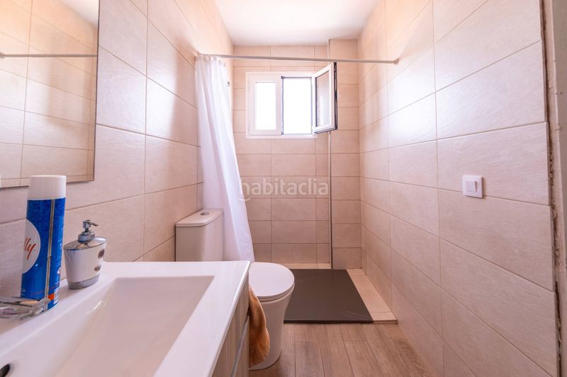 Foto fc8b6f08-12cb-41ba-91c1-946920abaf2f. Casa amb aparcament a Moya