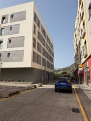 Locale commerciale  Avenida miron el 2. Local en la avenida el miron,2 arucas casco
