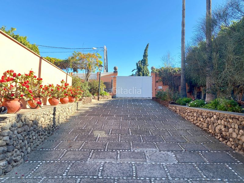 Foto 50bfbf27-d51a-41a9-8db2-697e30b725ff. Lloguer xalet amb aparcament piscina a Tafira Palmas de Gran Canaria (Las)