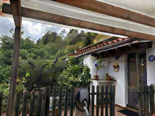Bauernhof in Valleseco. Chalet con terreno en vallesesco