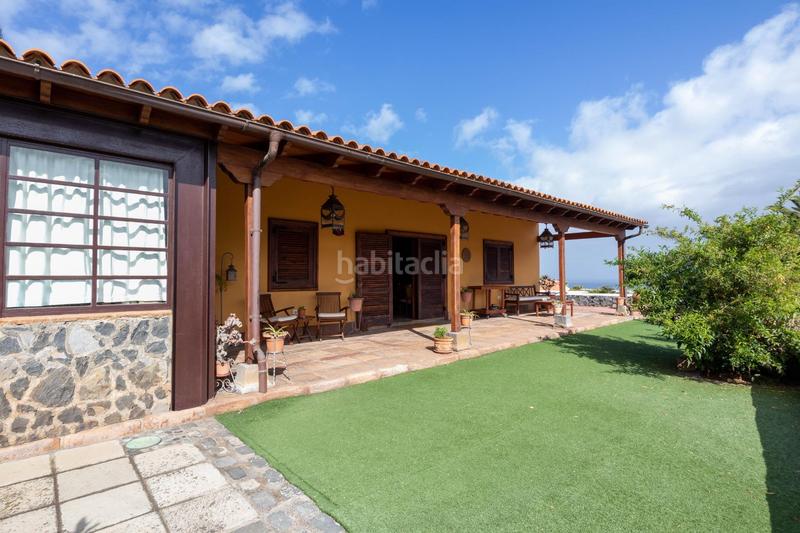 Foto 56b495cd-61c1-4dbd-8ec2-302f6a85362c. Chalet villa exclusiva con ubicación privilegiada en San Cristóbal de La Laguna