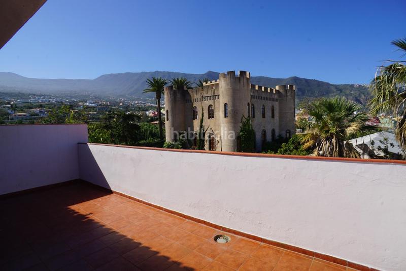 Foto 65efe3c0-a6cf-4112-8c12-f984a7fddd6d. Casa aparellada a calle castillo (longuera) 13 a Realejos (Los)