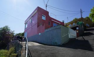 Casale en La Perdoma - San Antonio - Benijos. Oportunidad nica! casa de dos plantas con terreno rstico en ve