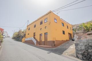 Casa  Santa barbara 94. Casa terrera con finca en venta en santa bárbara, icod de los vi