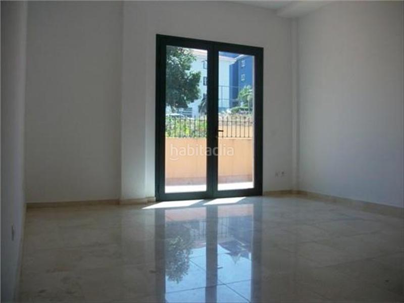 Foto 4bd5f9f7-c8d3-4fc0-a245-718d05449686. Rent ground floor with parking in Centro Orotava (La)