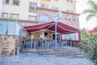 Local Comercial  Calle profesor antonio gonzalez. Se vende y traspasa bar cafetería puerto alto por jubilación, co