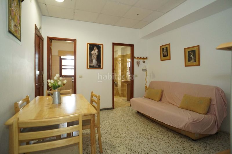 Foto 9333ee8f-f677-49cb-ac63-8a258bbc03f3. Casa adossada a Centro Orotava (La)