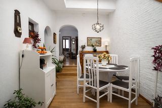 Casa adossada  N/a. Se ofrece esta acogedora vivienda de 163 m construidos, ubicada