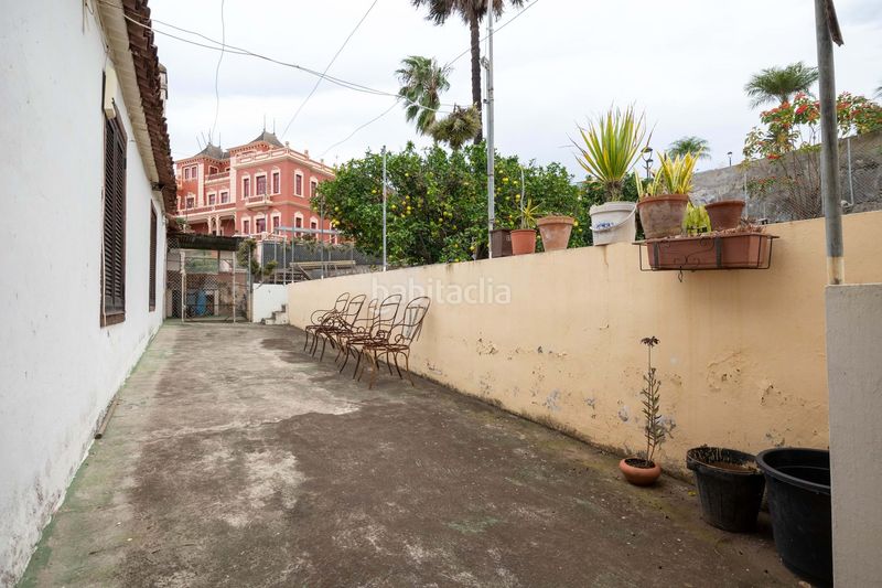 Foto bc238cdd-9c98-4230-a310-916d04d6d712. Casa adossada amb aparcament a Centro Orotava (La)