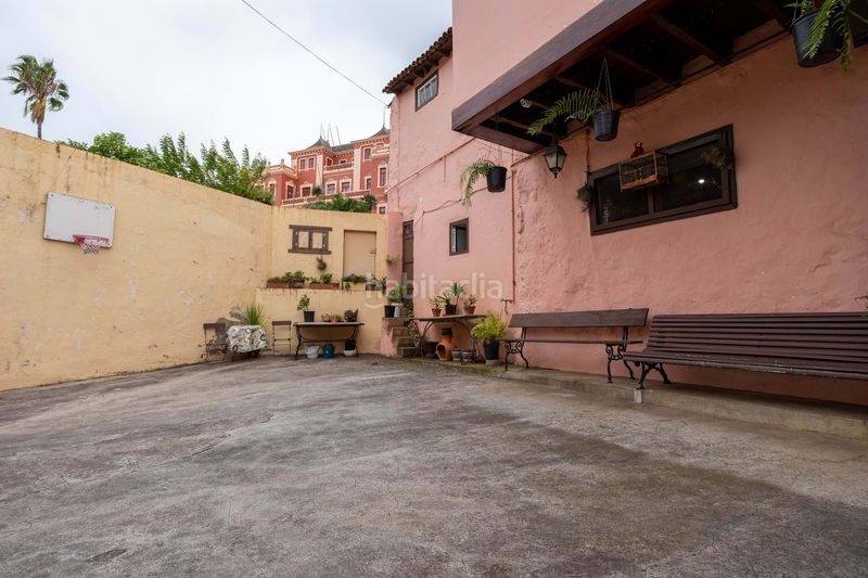 Foto d6ded762-ef45-46d2-81e3-138ee3aeaad1. Casa adossada amb aparcament a Centro Orotava (La)
