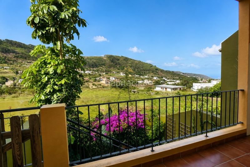 Foto 5a212812-d34e-44ad-b3bd-0ffd18487b5a. Casa amb aparcament a Tegueste