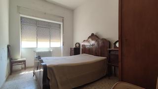Casa  Plaza españa. Ocasión vivienda en buen estado de conservación.