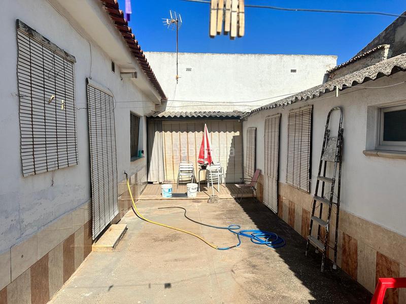 Foto 1b2b1010-c85a-47df-a6c9-ae6f2f50c968. Casa amb xemeneia calefacció aparcament a Torralba de Calatrava