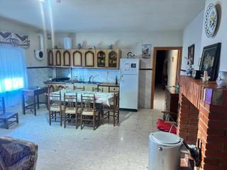 Casa  Calle cristóbal colón. Casa en perfecto estado de conservación
