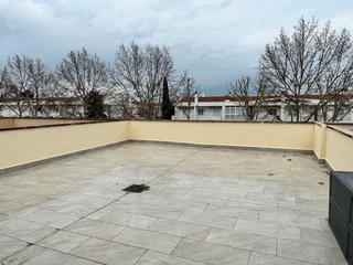 Àtic  Calle italia. Vivienda totalmente reformada