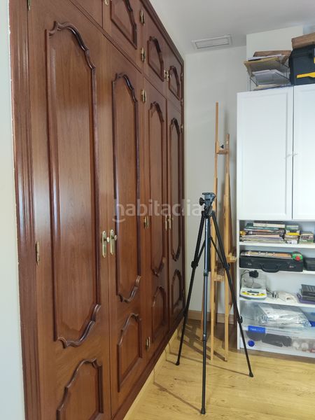 Foto 3102fd12-fe3f-420e-8eca-eec98233fe49. Casa amb xemeneia calefacció aparcament piscina a Ciudad Real