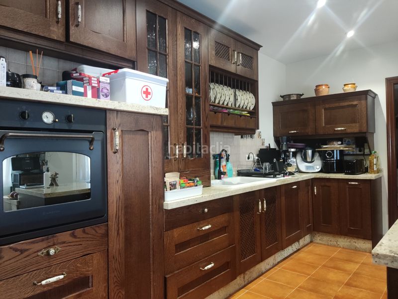 Foto 5305752c-dbdc-4fd4-b7d3-a45a3477091f. Casa amb xemeneia calefacció aparcament piscina a Ciudad Real