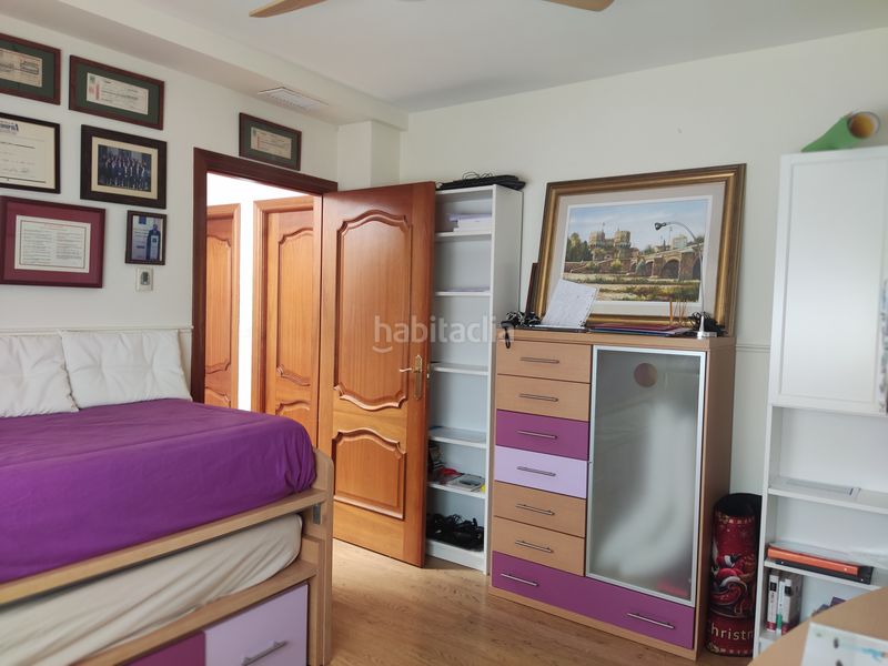 Foto c16dea49-4f41-404f-a362-bcc23aa2f633. Casa amb xemeneia calefacció aparcament piscina a Ciudad Real