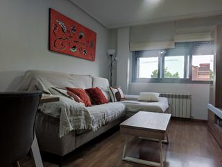 Lloguer Apartament  Avenida tablas de daimiel. Vivienda con muy buena ubicación