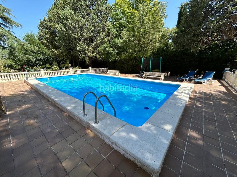 Foto 38973c4a-d70f-4c83-9aba-c83445c20f6e. Xalet amb xemeneia calefacció piscina a Ciudad Jardín Ciudad Real