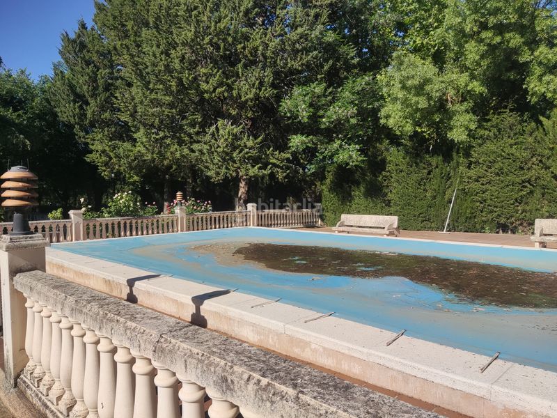 Foto 41f4e63e-3188-41ba-bc60-48cb8e2bd9af. Xalet amb xemeneia calefacció piscina a Ciudad Jardín Ciudad Real
