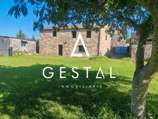 Haus  Lugar nodar 18. Venta de casa con 2.700 m2 de terreno en caldas de reis