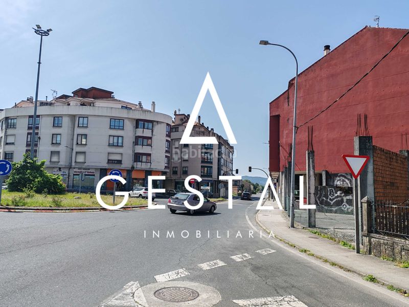 Foto db2a08d0-5cd4-4df2-a85e-b55621727ef1. Aparcament cotxe a plaza pontevedra 7 a Pontecesures