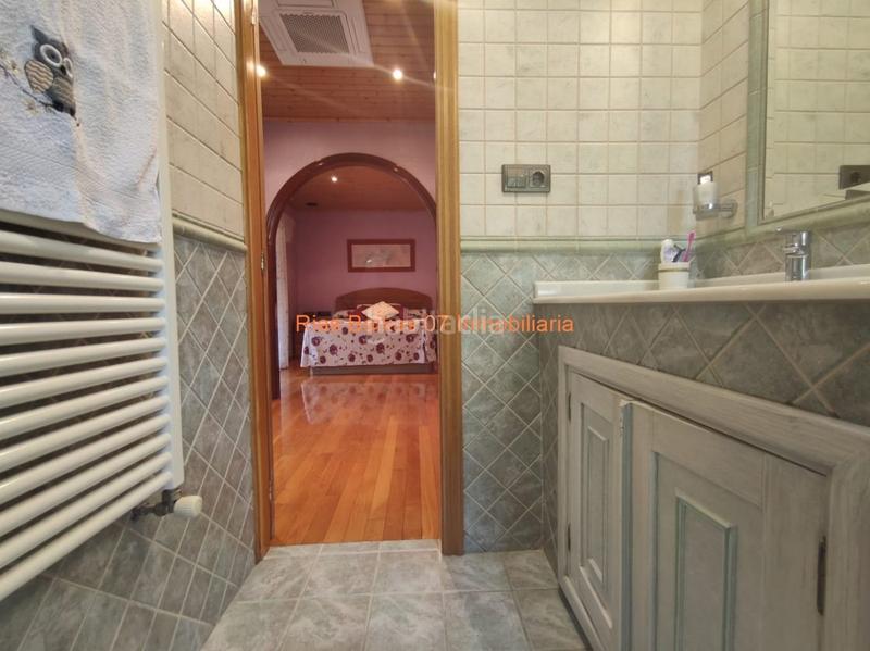 Foto da5a8c27-a3a5-4be1-8d92-dd8041f5fe59. Casa ref 2914 chalet 5 dorm. con jardín y piscina muy próximo mondariz balneario en Ponteareas