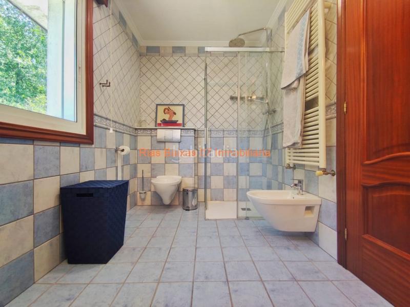 Foto e86025d9-fb7b-4771-9baa-885945eafdf6. Casa ref 2914 chalet 5 dorm. con jardín y piscina muy próximo mondariz balneario en Ponteareas