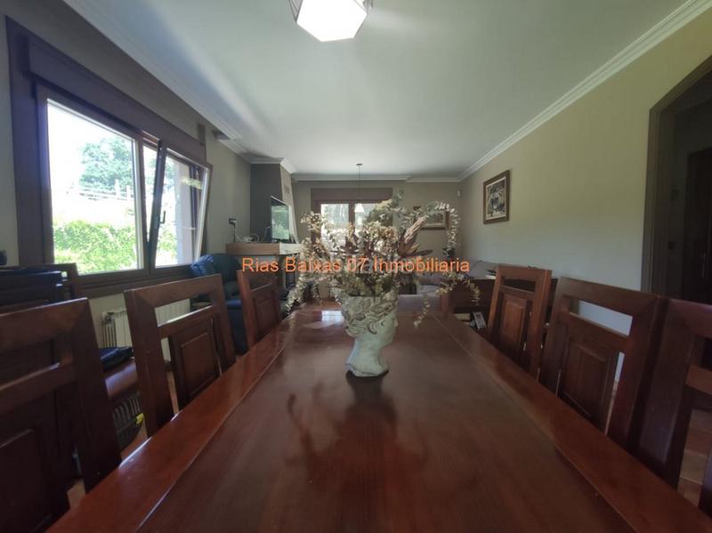Foto ee52fd12-96d5-4d6f-8c3d-9544608dfa3b. Casa ref 2914 chalet 5 dorm. con jardín y piscina muy próximo mondariz balneario en Ponteareas