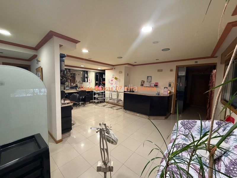 Foto a190dd7a-e247-4ffc-9fd0-99b89b178a73. Local comercial ref 2144 peluquería con posibilidad de conversión a vivienda arcade centro en Soutomaior