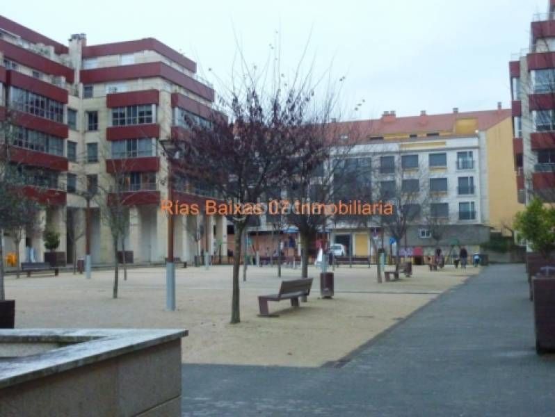 Foto bea4bafc-3455-4e4b-87dc-e92b86508e26. Local comercial ref 2144 peluquería con posibilidad de conversión a vivienda arcade centro en Soutomaior