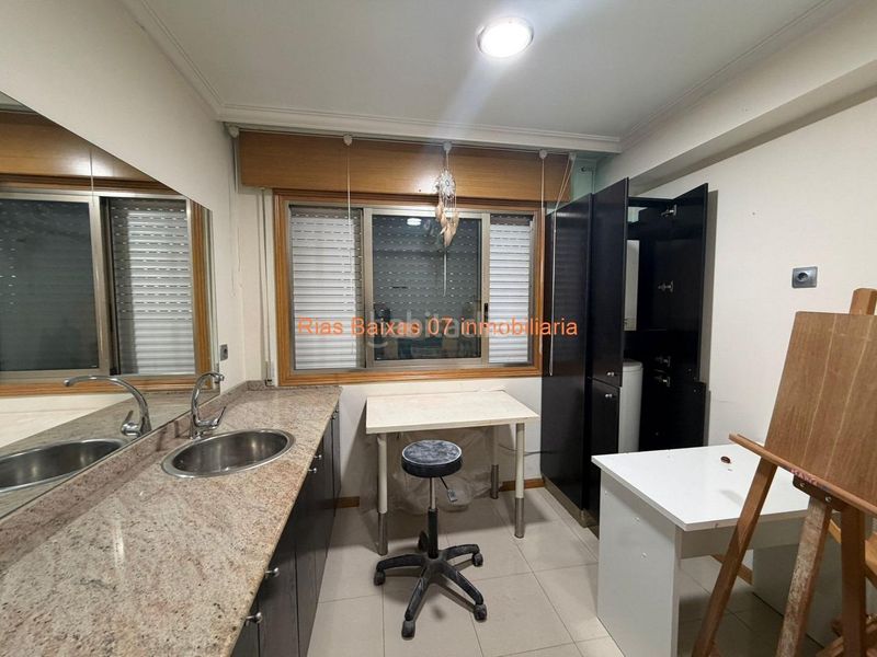 Foto ea4be441-f703-49a4-a33a-4b442af21ab2. Local comercial ref 2144 peluquería con posibilidad de conversión a vivienda arcade centro en Soutomaior